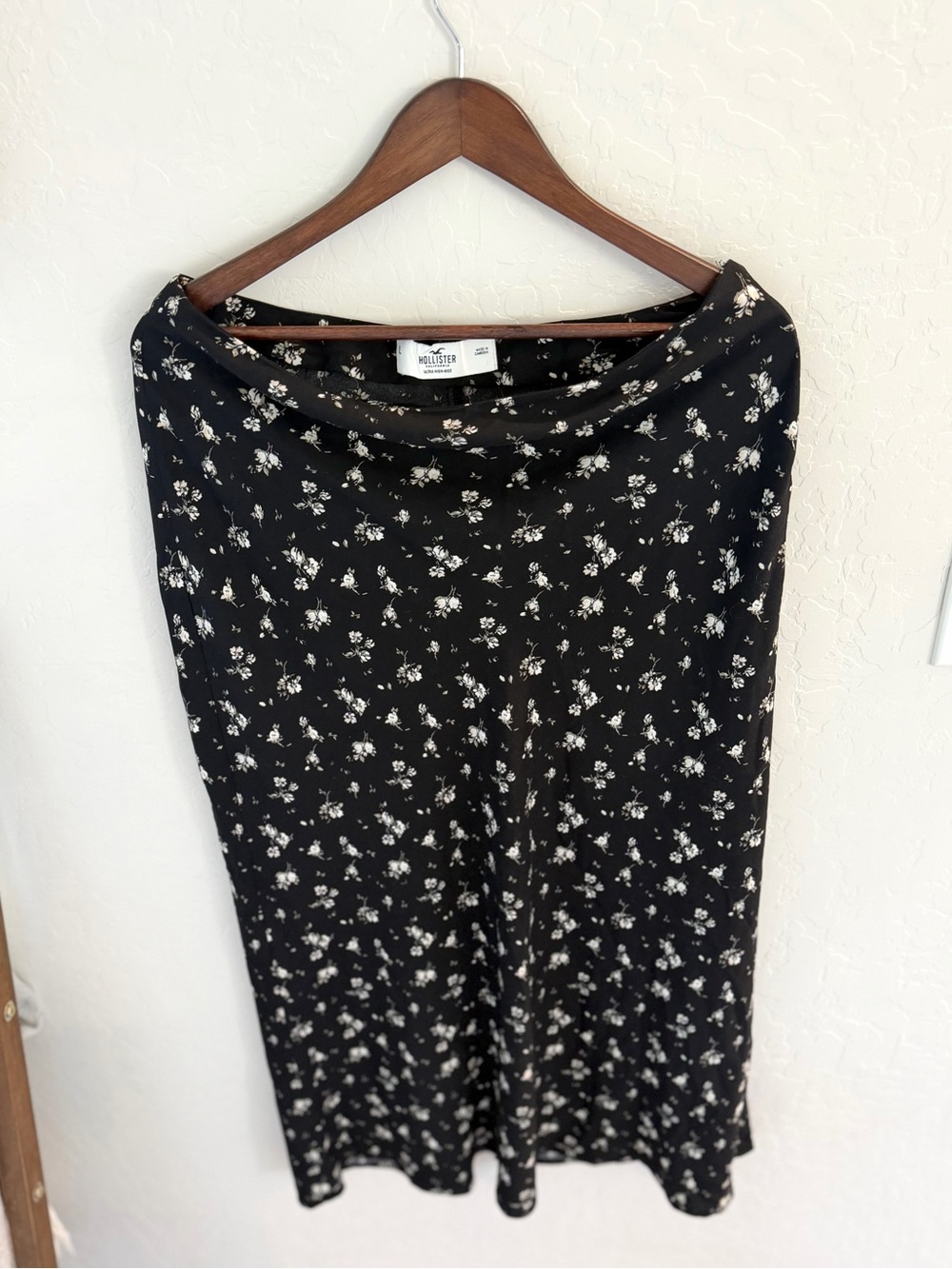 Hollister Black Floral Skirt